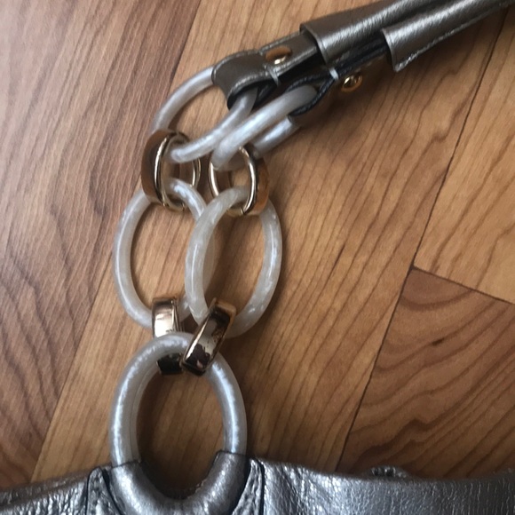 Classic Coach Bag - Picture 4 of 10